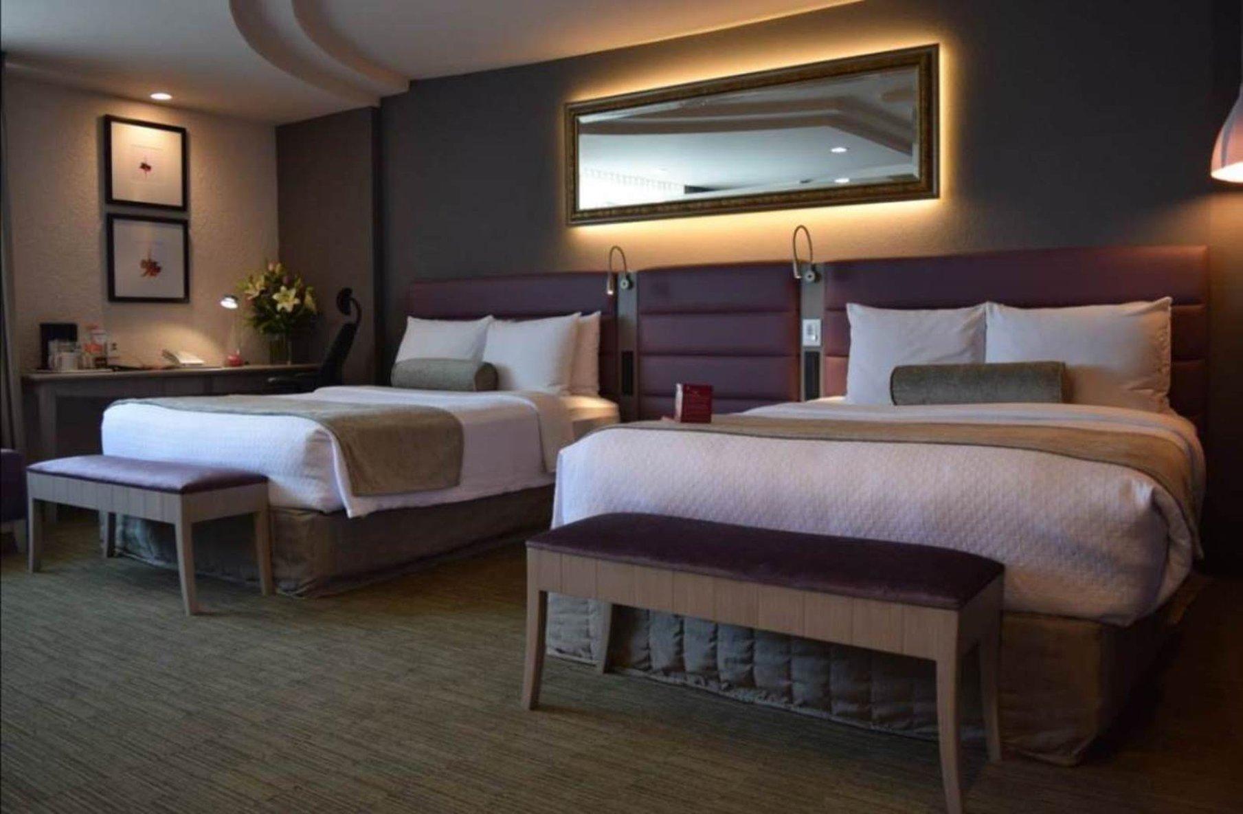 Crowne Plaza Toluca - Lancaster By Ihg Hotel Exterior photo