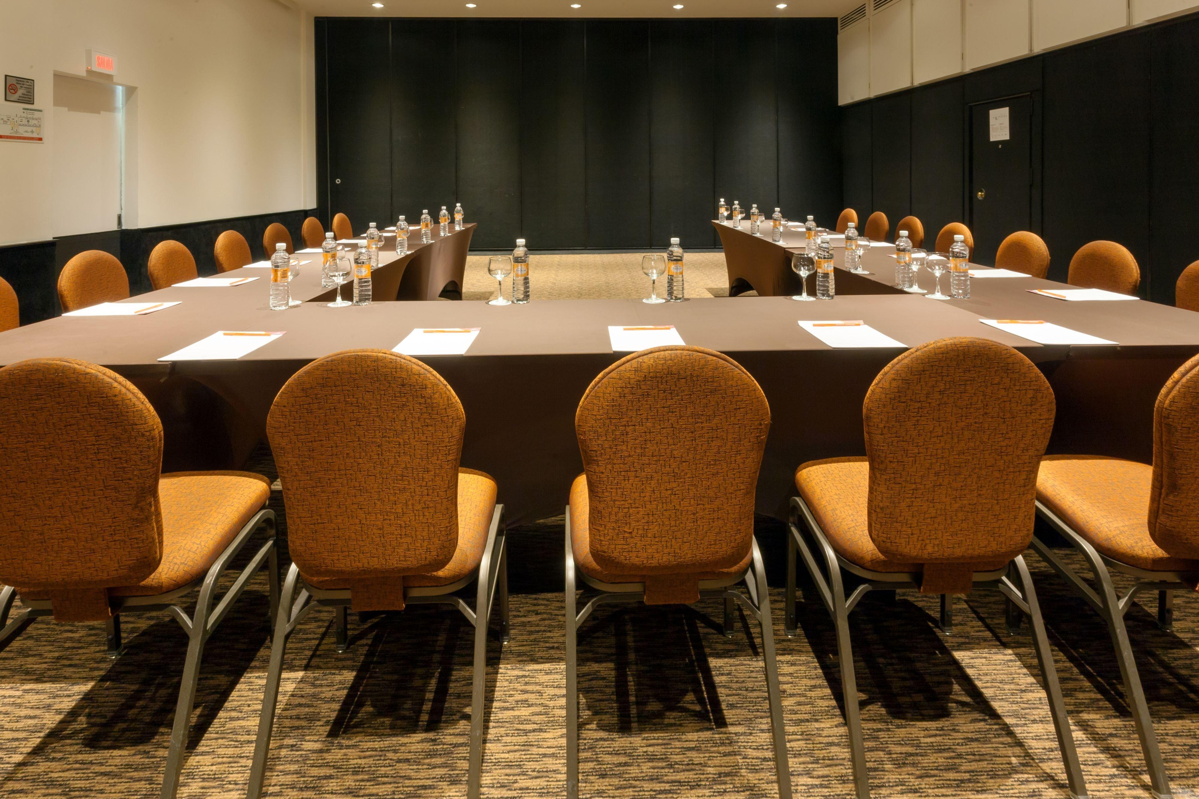 Crowne Plaza Toluca - Lancaster By Ihg Hotel Exterior photo